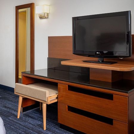 Fairfield Inn & Suites By Marriott Smithfield Exterior foto